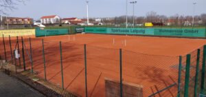 Unterer Tennisplatz 2021 02